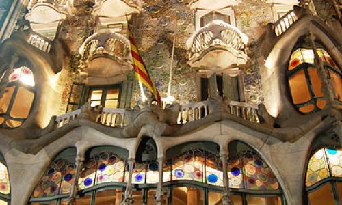 Casa Batllófacade Antoni Gaudi, 1904